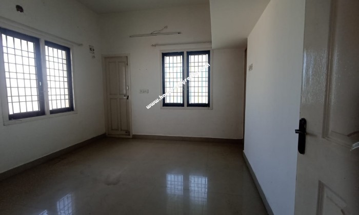 2 BHK Flat for Rent in Sembakkam